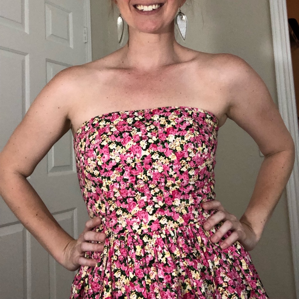 Floral strapless dress.
